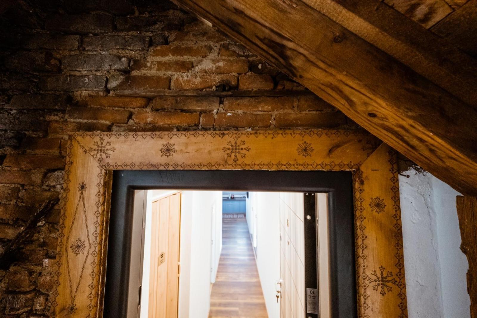 Evu Long Street Appartement Braşov Buitenkant foto